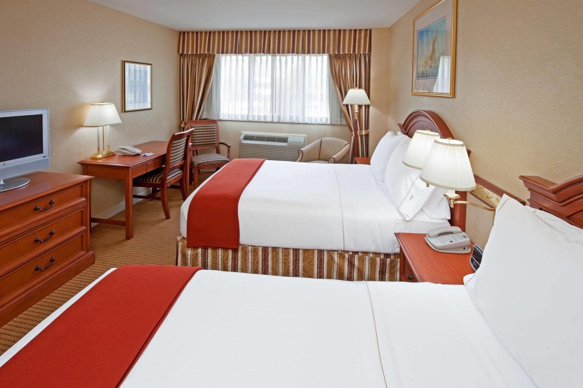 Five Towns Inn - Jfk Airport Lawrence Екстер'єр фото